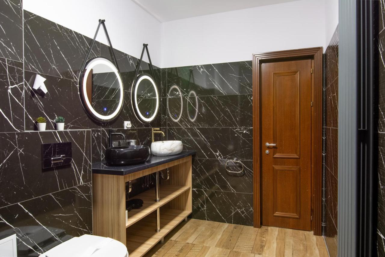 Chalet Jolie Luxury Vila Sinaia Bagian luar foto